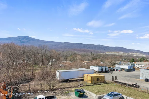 $1,600,000 | 16-18 North Summer Street, Adams, MA 01220