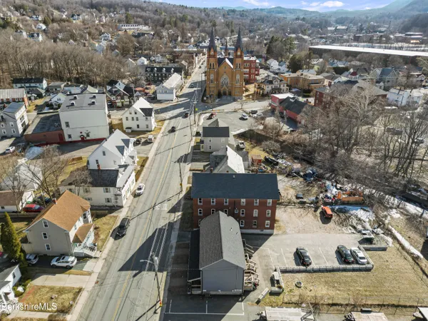 $1,600,000 | 16-18 North Summer Street, Adams, MA 01220