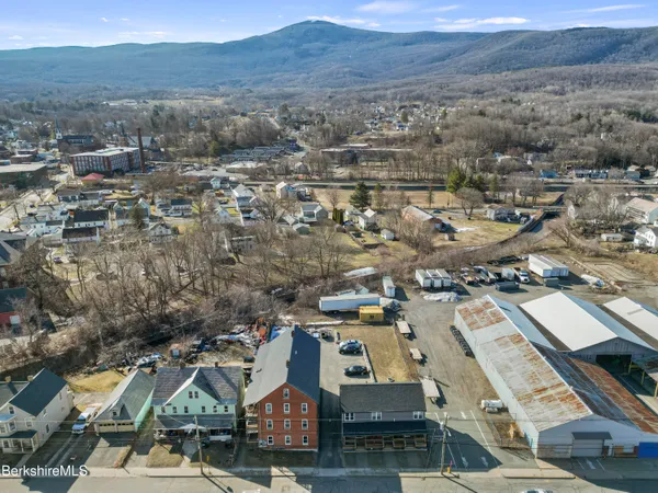 $1,600,000 | 16-18 North Summer Street, Adams, MA 01220