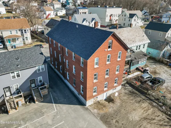 $1,600,000 | 16-18 North Summer Street, Adams, MA 01220