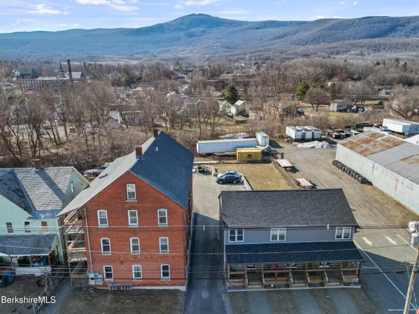 $1,600,000 | 16-18 North Summer Street, Adams, MA 01220