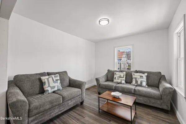 $1,600,000 | 16-18 North Summer Street, Adams, MA 01220