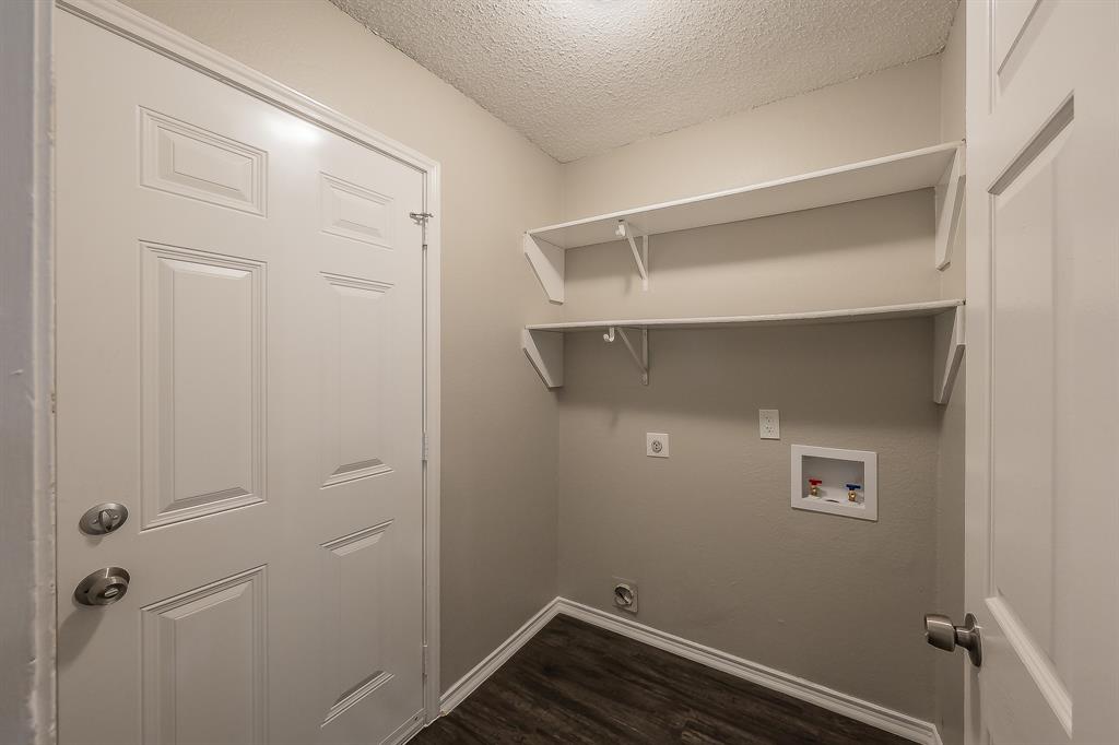 912 Red Oak Street Azle, TX 76020 - Photo 27 of 40