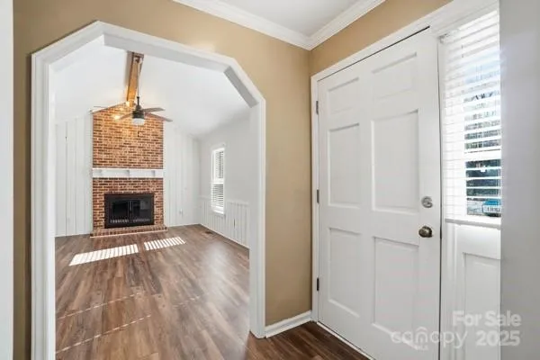 a view of an entryway of a house