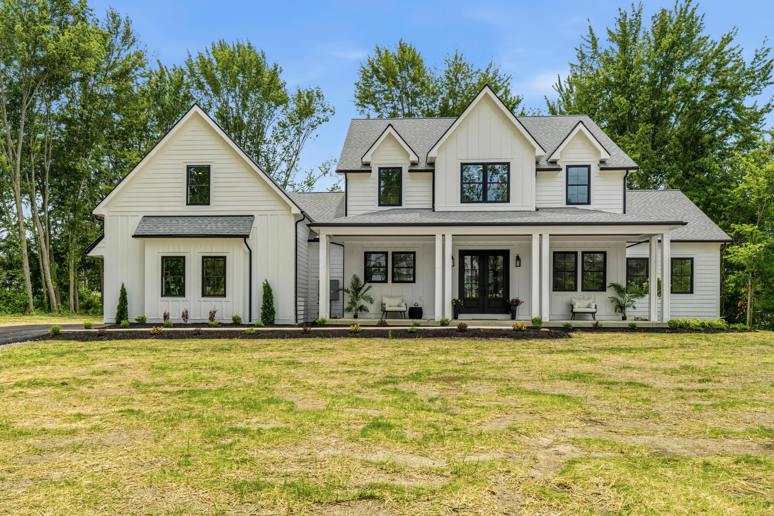 8002 Maxtown Road Westerville, OH 43082 - Photo 6 of 77 .
