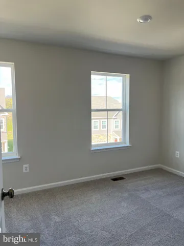 $1,950 | 306 Watercourse Drive, Ranson, WV 25438