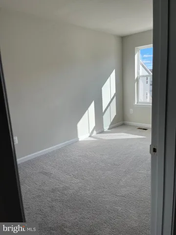 $1,950 | 306 Watercourse Drive, Ranson, WV 25438