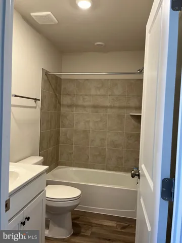 $1,950 | 306 Watercourse Drive, Ranson, WV 25438