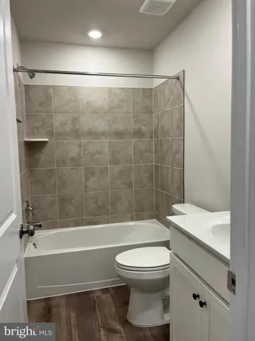 $1,950 | 306 Watercourse Drive, Ranson, WV 25438