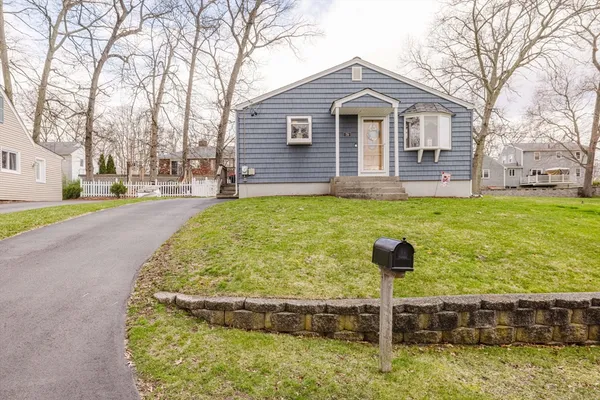 $449,900 | 79 Bergeron Street, Seekonk, MA 02771