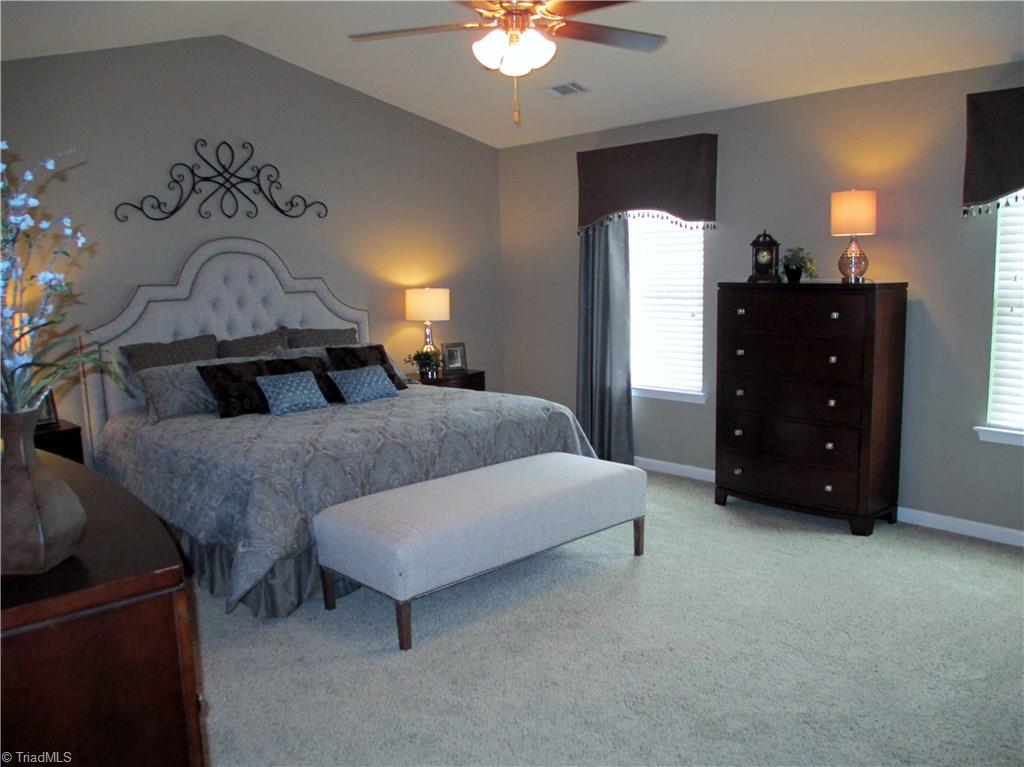 3239 Grandview Club Road Pfafftown, NC 27040 - Photo 8 of 15 Gallery Image 8