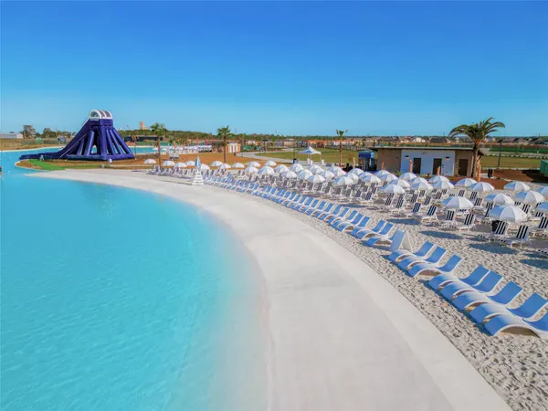 $2,395 | 1770 East Peach Creek Drive, Unit A, Dayton, TX 77535