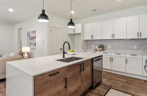 $2,395 | 1770 East Peach Creek Drive, Unit A, Dayton, TX 77535