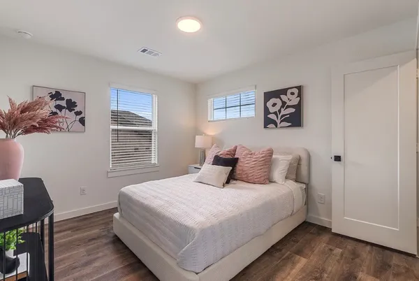 $2,395 | 1770 East Peach Creek Drive, Unit A, Dayton, TX 77535