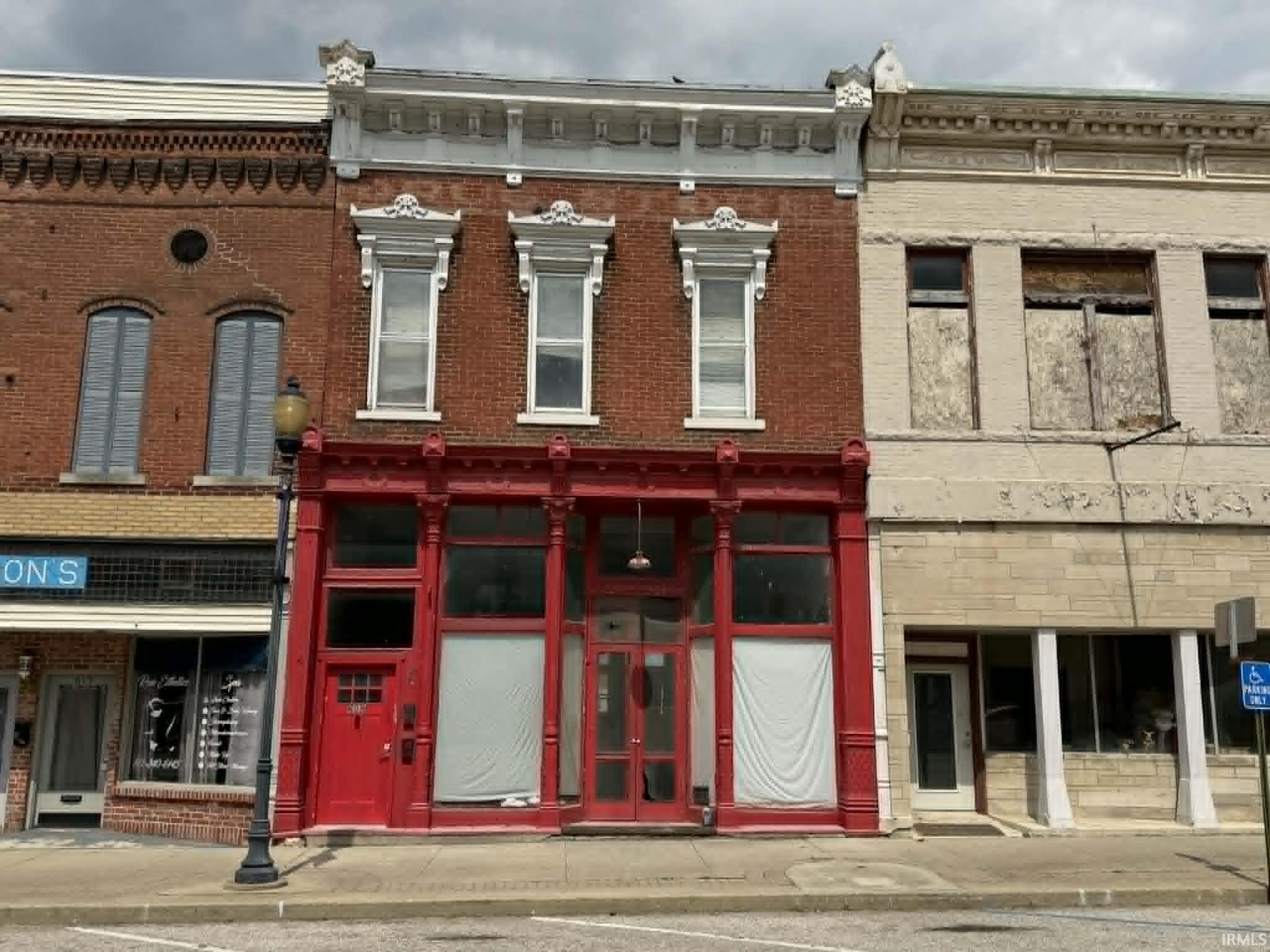 609 West Main Street Mitchell, IN 47446 - Photo 1 of 3