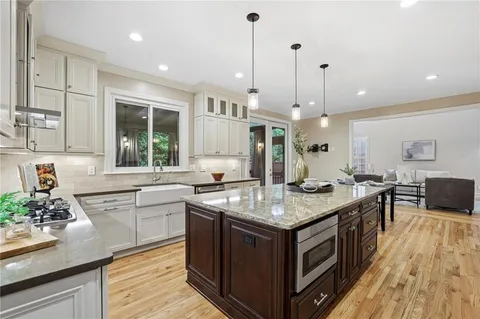 $1,000,000 | 645 Blakenham Court, Johns Creek, GA 30022
