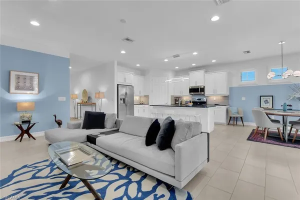 $7,000 | 14662 Catamaran Place, Naples, FL 34114