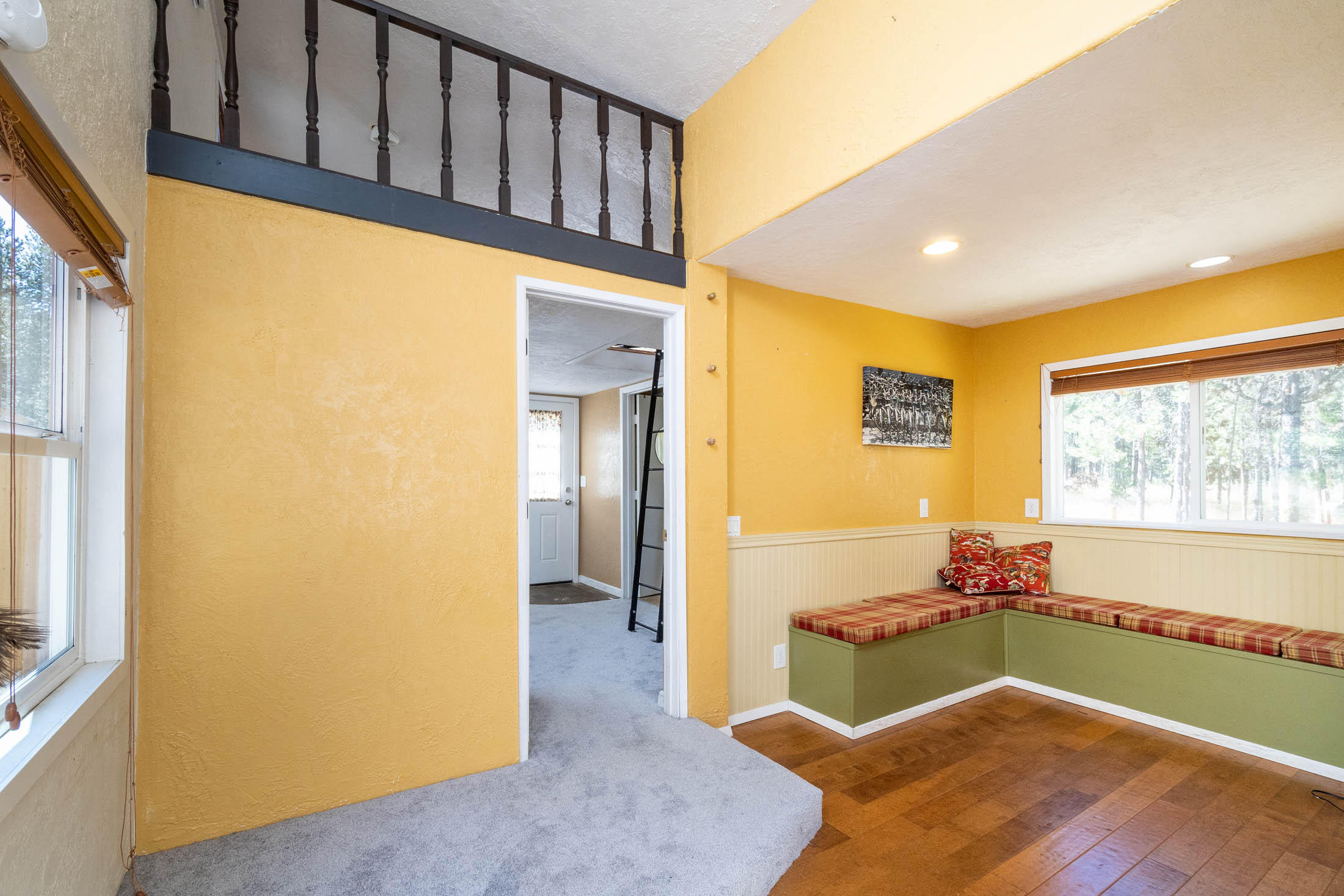 17095 Hermosa Road Bend, OR 97707 - Photo 13 of 24 Living space
