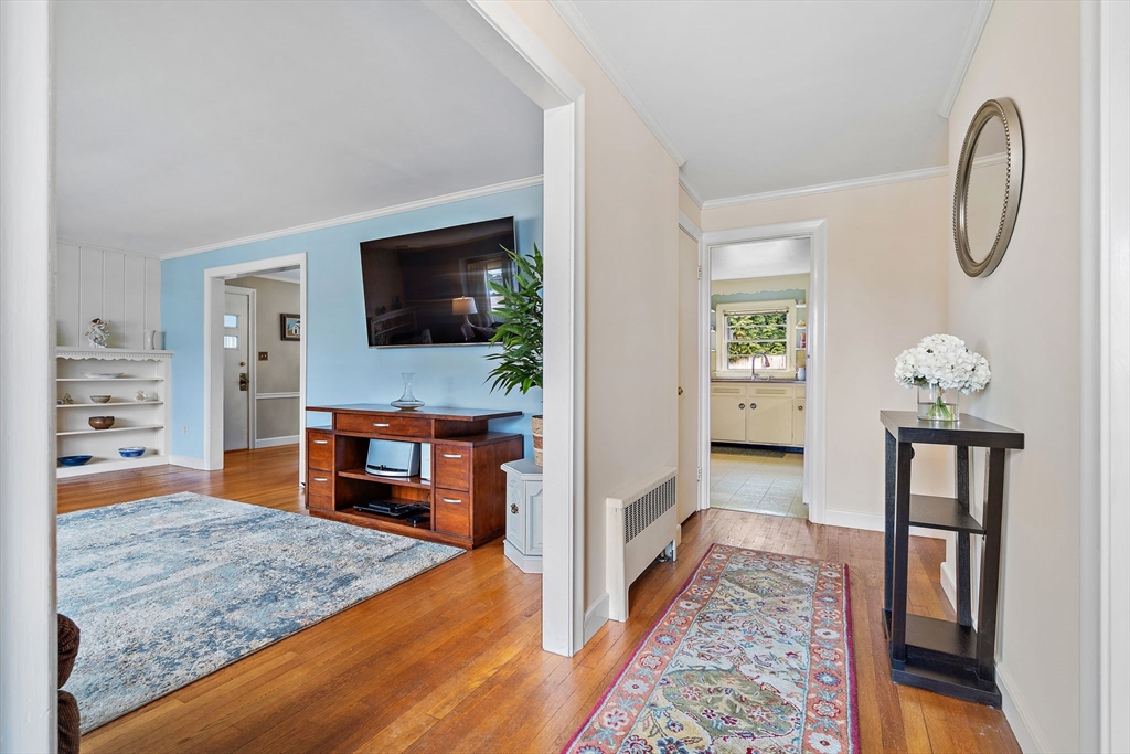 6 Shaw Road Belmont, MA 02478 - Photo 4 of 39