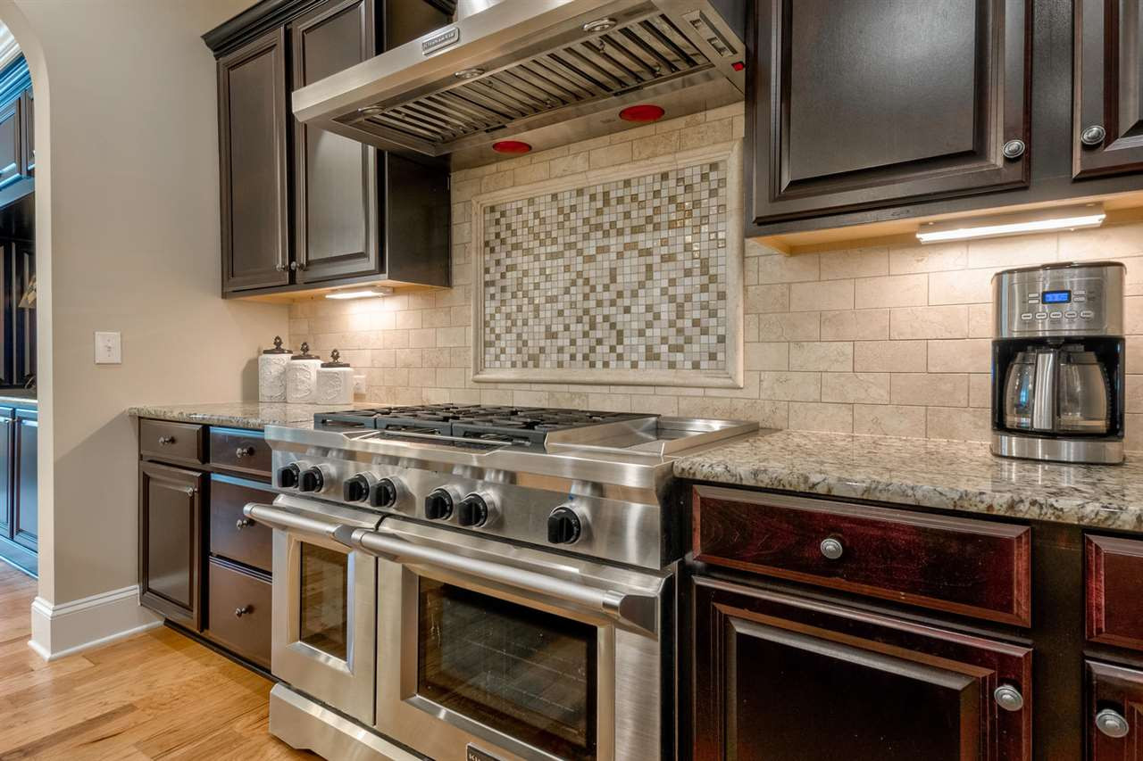 3803 Cottage Rose Lane Raleigh, NC 27612 - Photo 9 of 28 Kitchen