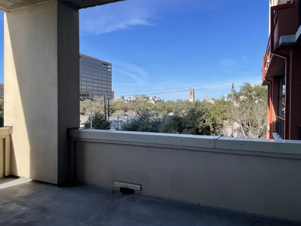 $1,900 | 1401 Calumet Street, Unit 300, Houston, TX 77004