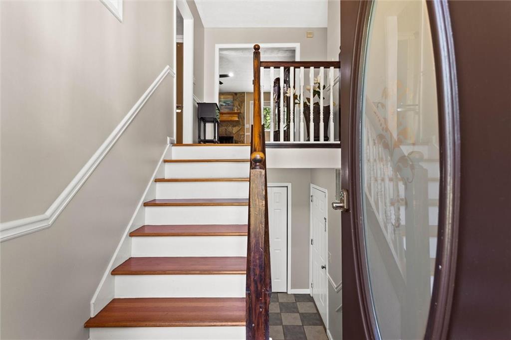 5310 Redfield Way Flowery Branch, GA 30542 - Photo 6 of 55