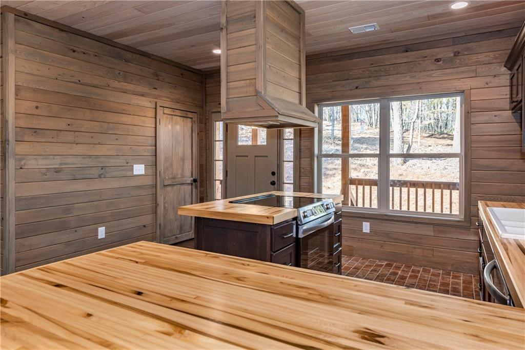 1041 Astro Court Northeast Ranger, GA 30734 - Photo 9 of 52