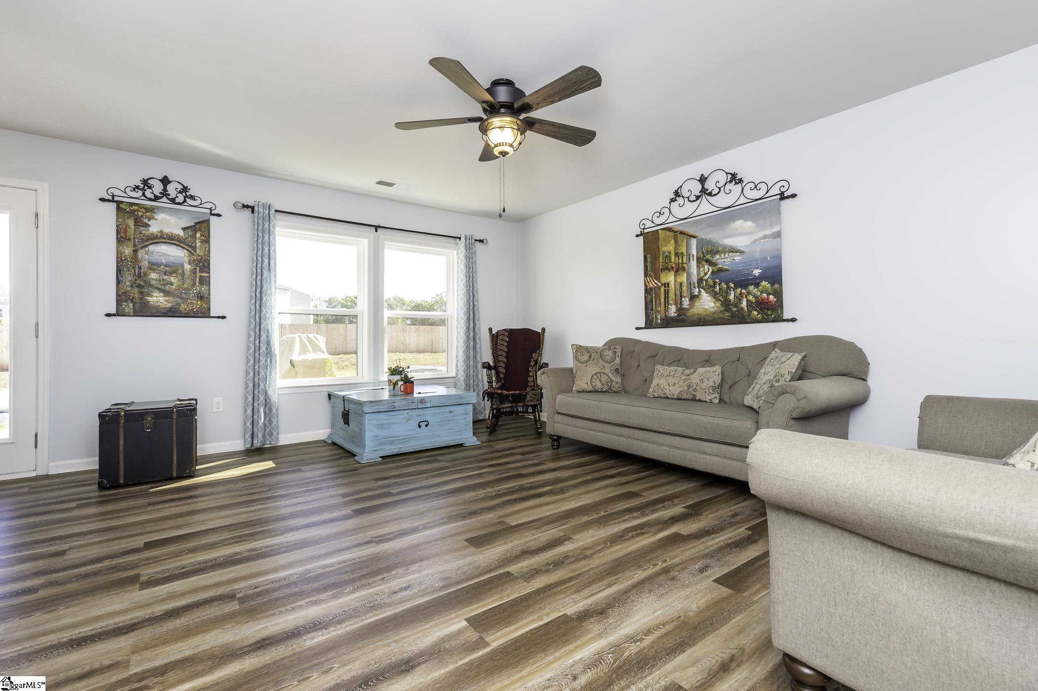 156 Bennett Dairy Road Spartanburg, SC 29307 - Photo 6 of 33 Gallery Image 6