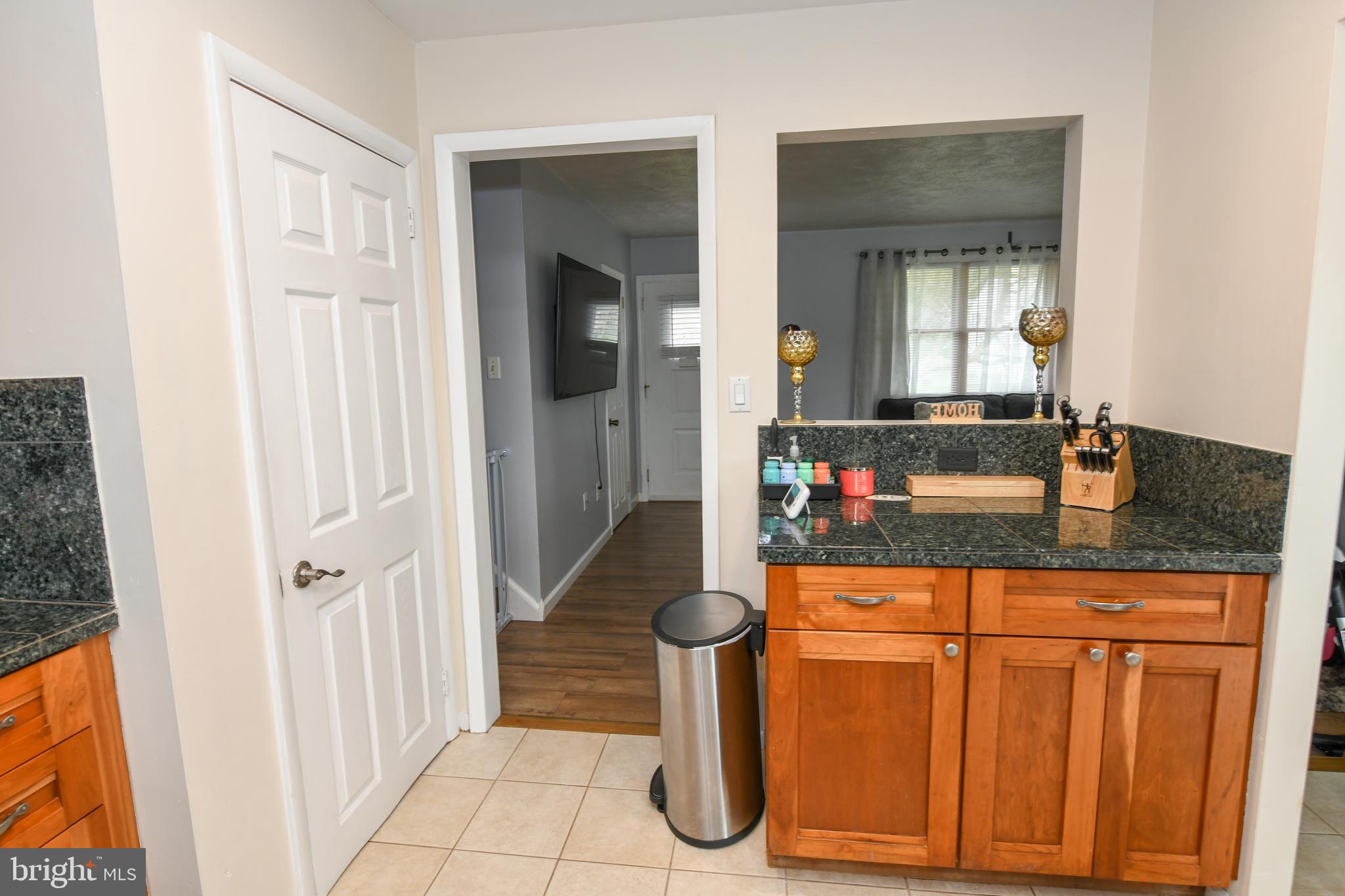 1237 June Road Warminster, PA 18974 - Photo 12 of 21 Gallery Image 12