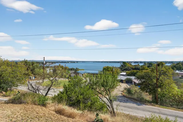 $299,000 | 126 Inspiration Drive, Sunrise Beach, TX 78643