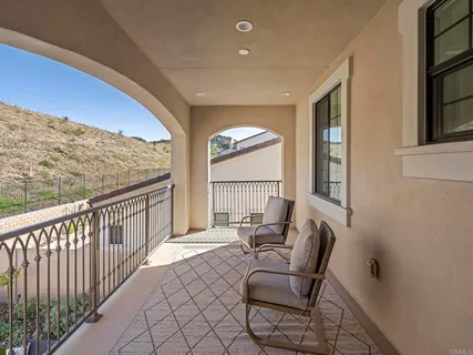 $1,269,000 | 2971 Rue De Latour, Vista, CA 92084