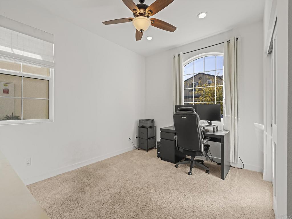 2971 Rue De Latour Vista, CA 92084 - Photo 28 of 36