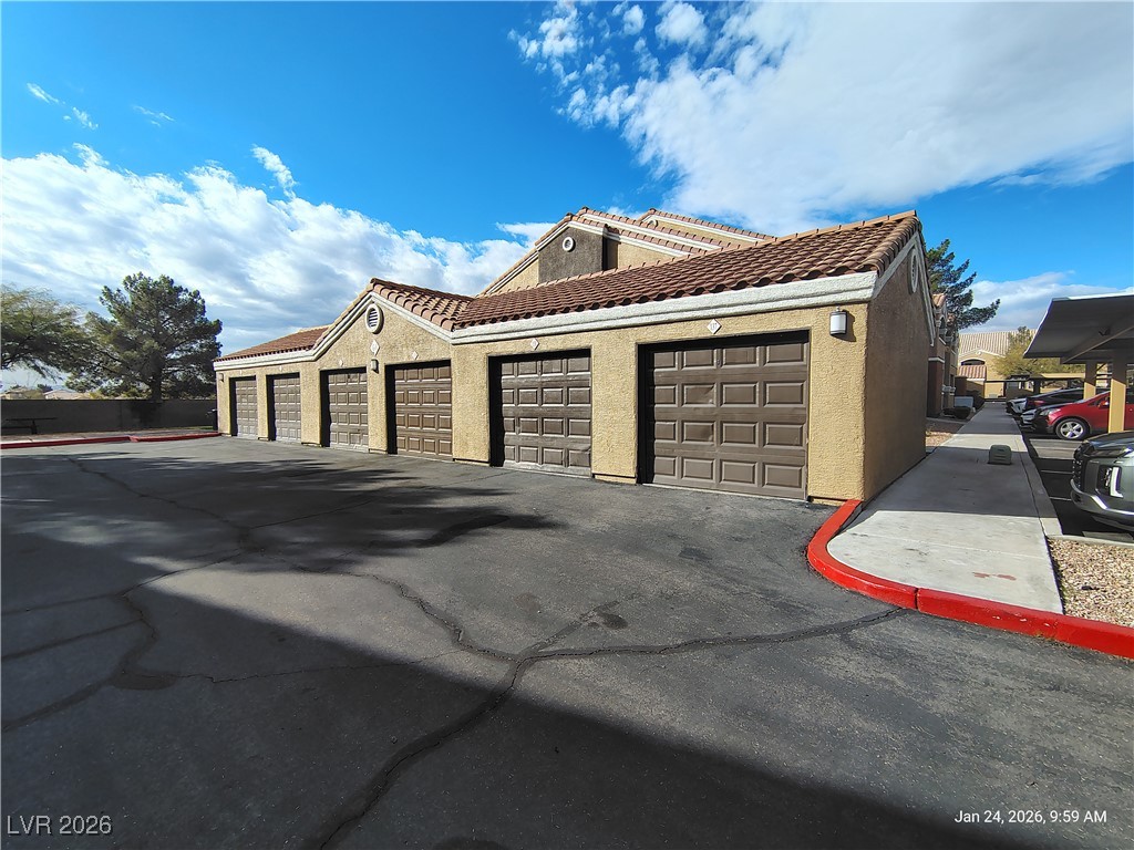 8101 West Flamingo Road, Unit 2088 Las Vegas, NV 89147 - Photo 3 of 18 Detached Garage