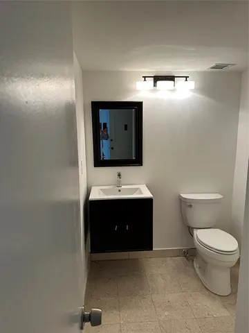 $599,000 | 2500 East Las Olas Boulevard, Unit 508, Fort Lauderdale, FL 33301