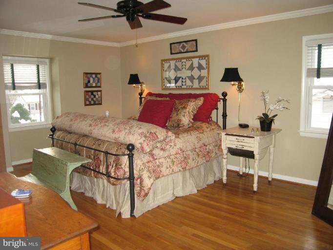 7813 Hayfield Road Alexandria, VA 22315 - Photo 9 of 19 Master Bedroom #2