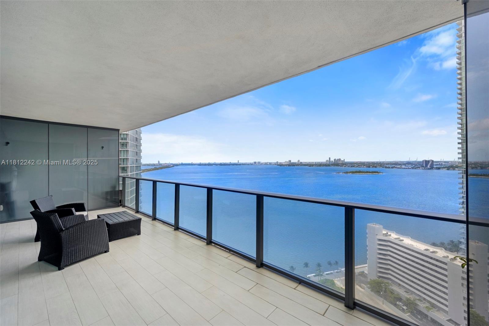 650 Northeast 32nd Street, Unit 2502 Miami, FL 33137 - Photo 1 of 29