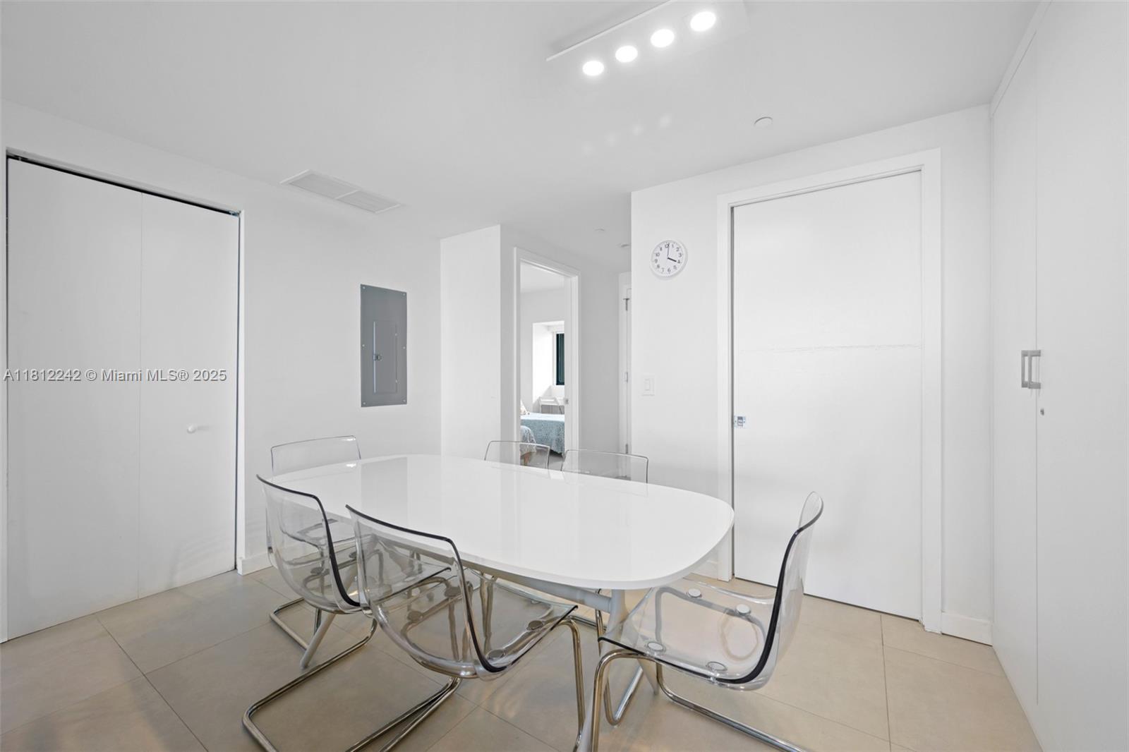 650 Northeast 32nd Street, Unit 2502 Miami, FL 33137 - Photo 13 of 29