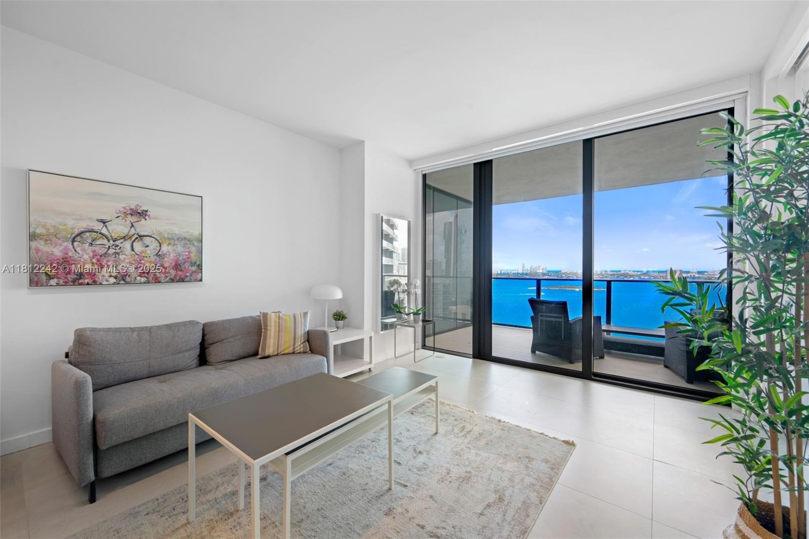 650 Northeast 32nd Street, Unit 2502 Miami, FL 33137 - Photo 8 of 29