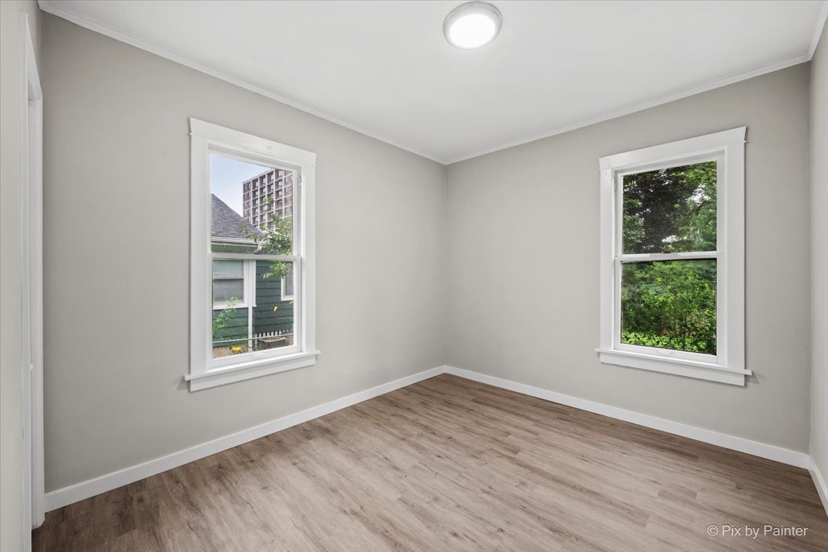 311 Locust Street Elgin, IL 60123 - Photo 21 of 32 Gallery Image 21