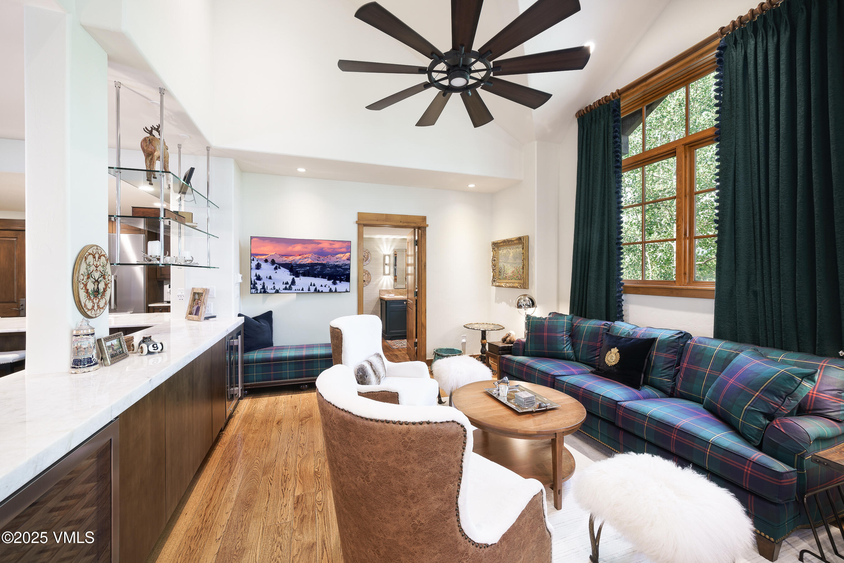 1087 Bachelor Ridge Road, Unit 201 Beaver Creek, CO 81620 - Photo 12 of 35 201_Settler's_Lodge_019