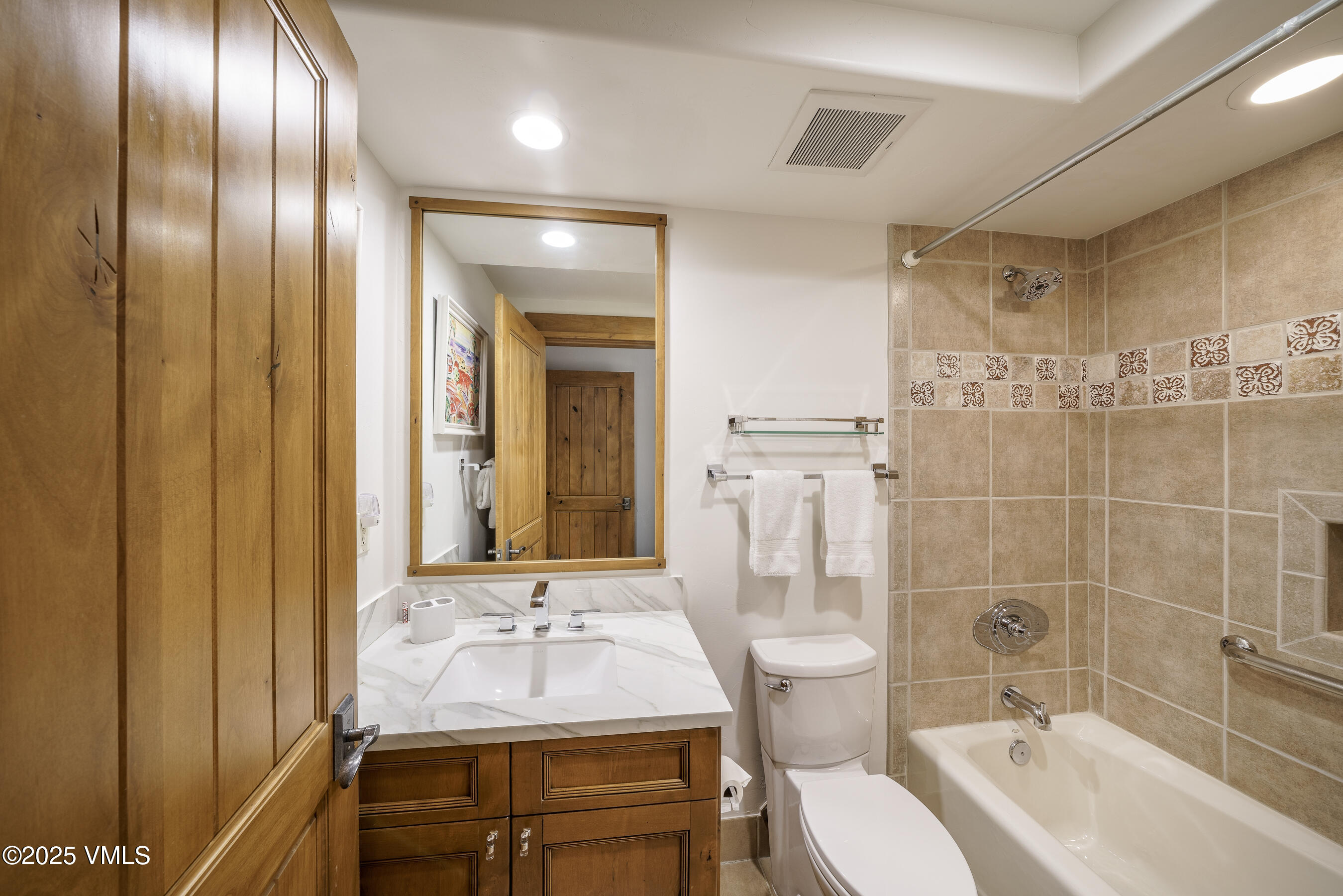 1087 Bachelor Ridge Road, Unit 201 Beaver Creek, CO 81620 - Photo 24 of 35 201_Settler's_Lodge_040