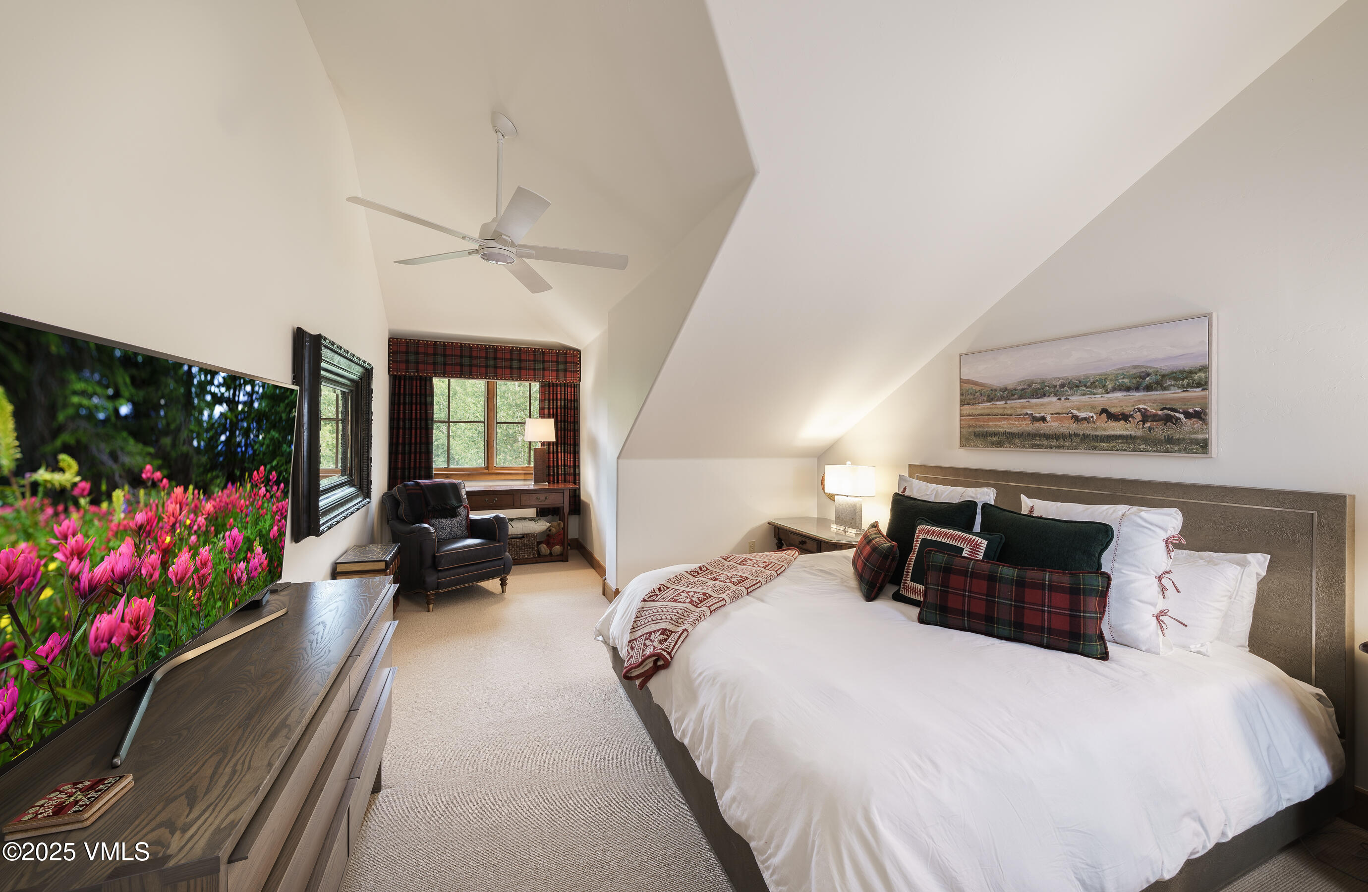 1087 Bachelor Ridge Road, Unit 201 Beaver Creek, CO 81620 - Photo 25 of 35 201_Settler's_Lodge_041