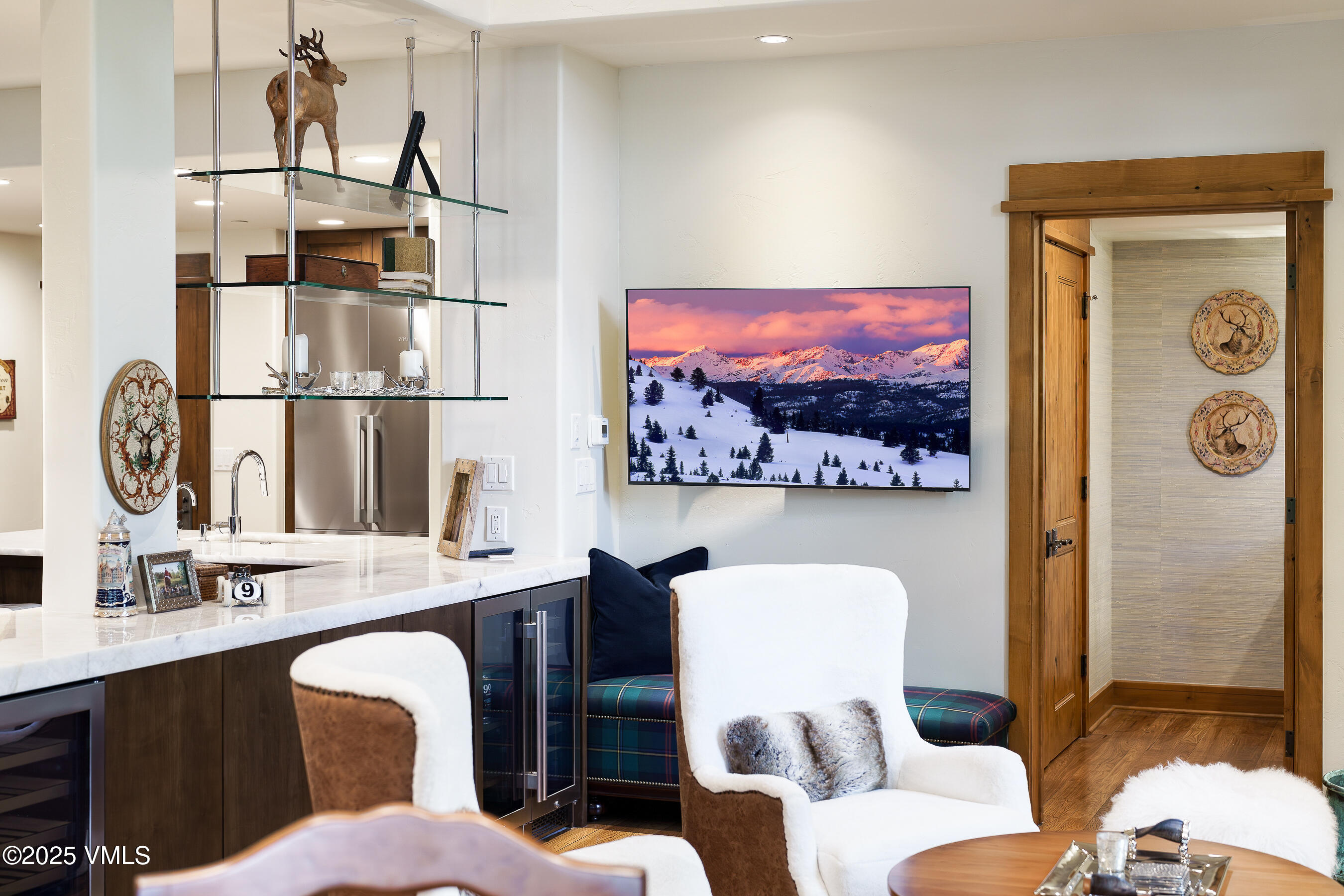 1087 Bachelor Ridge Road, Unit 201 Beaver Creek, CO 81620 - Photo 4 of 35 201_Settler's_Lodge_013