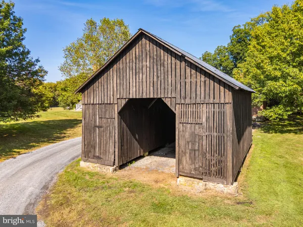 $3,500,000 | 9533 Howellsville Road, Boyce, VA 22620