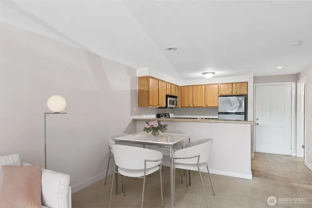 $239,990 | 9200 Greenwood Avenue North, Unit 107, Seattle, WA 98103