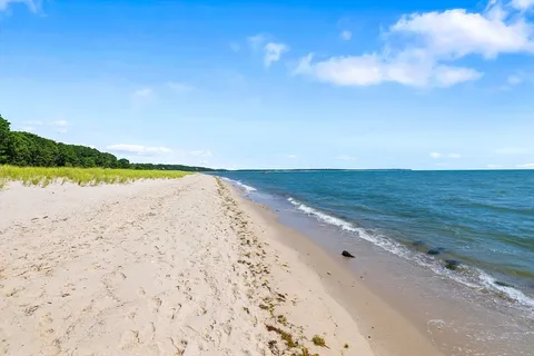 $2,199,000 | 329 Waquoit Road, Barnstable, MA 02635