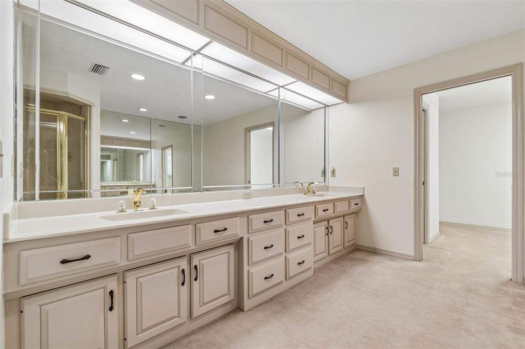 2708 Bell Shoals Road Brandon, FL 33511 - Photo 17 of 69