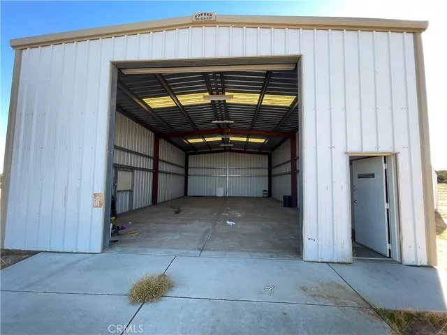 $740,000 | 8354 White Road, Phelan, CA 92371