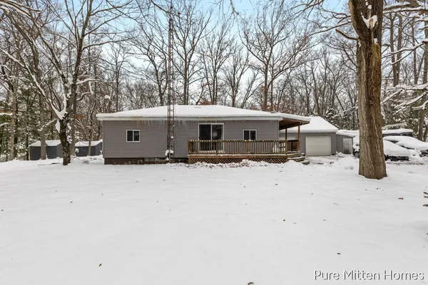 $143,900 | 3803 Underwood Drive, Bitely, MI 49309