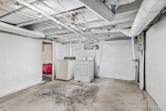 $147,900 | 3803 Underwood Drive, Bitely, MI 49309